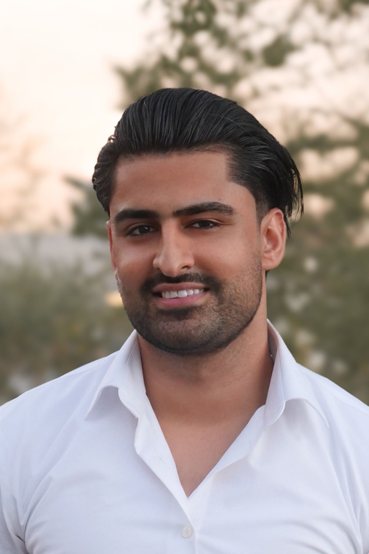 Hardik Arora Headshot